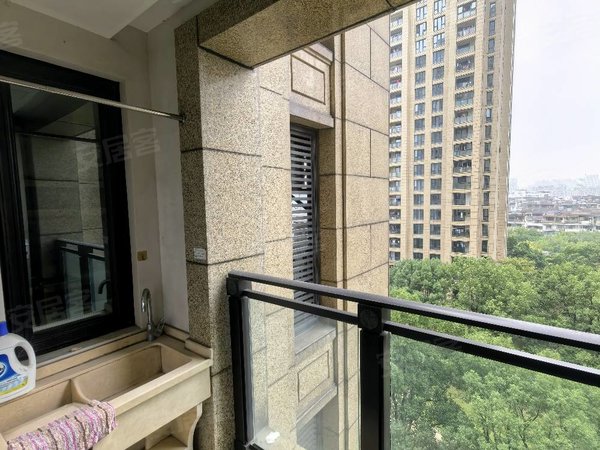 新上玉兰花园一期,包物业包车位,瓜渚湖