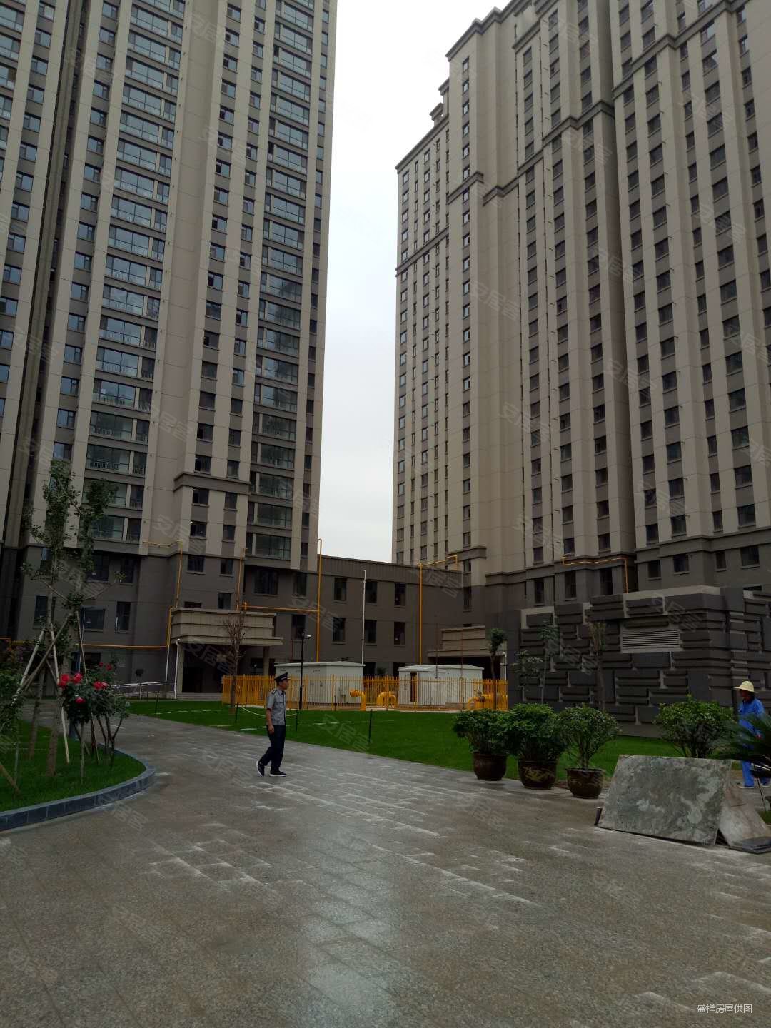 泰林黄河馨苑97平米两室两厅楼层房主急售