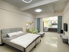 文山文山市州一中片区光大广场步行街 小清新单生公寓 押一付一可短租 拎包入住出租房源真实图片