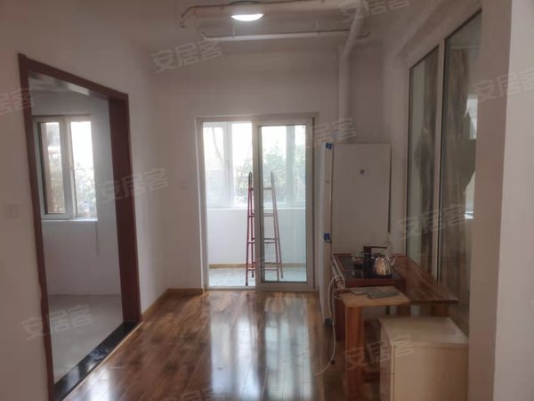 (城阳),区政府租房,宝龙国际社区(城阳) 5室2厅2卫 电梯房 180平米