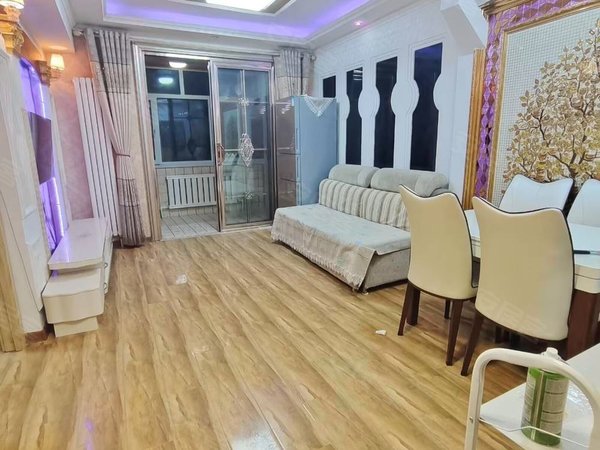 哈尔滨南岗儿童公园黑山街小区(69号,73号)月付款精装修4楼!