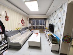 庆阳西峰西峰城区新团结!城中央!精装两室!家具家电齐全!电梯房!大型商圈出租房源真实图片