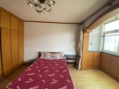 青岛崂山金家岭青医旁,丽海花园二居室,拎包入住近同安路地铁,看房方便联系我出租房源真实图片
