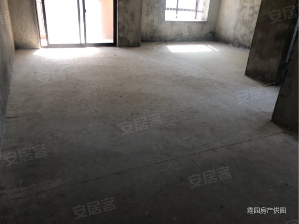 近水苑3室1厅2卫120.1㎡南138万