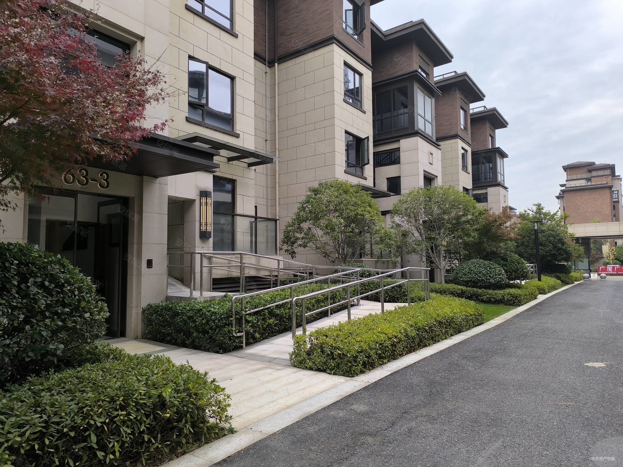 新力禧园(别墅)3室3厅3卫149㎡南北170万