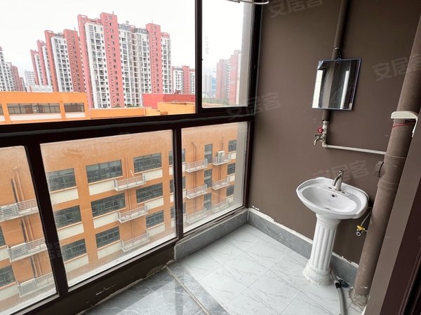 苏州吴中长桥石湖景苑三期石湖景苑三期 万达旁 龙湖天街门口 无中介