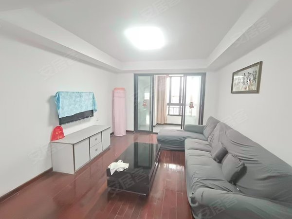 【多图】金山苑五区,虞山租房,金山苑五区 3室2厅2卫 房间客厅阳台是