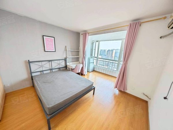 北京通州梨园云景豪庭梨园地铁 时尚街区 云景豪庭 精装卧室带阳台