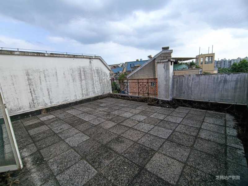 康城5室北雀路楼中楼看房有钥匙楼顶大露台环境好