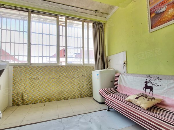 上海浦东塘桥南泉公寓近蓝村路地铁站 娱乐休闲 南北通 适宜一家人