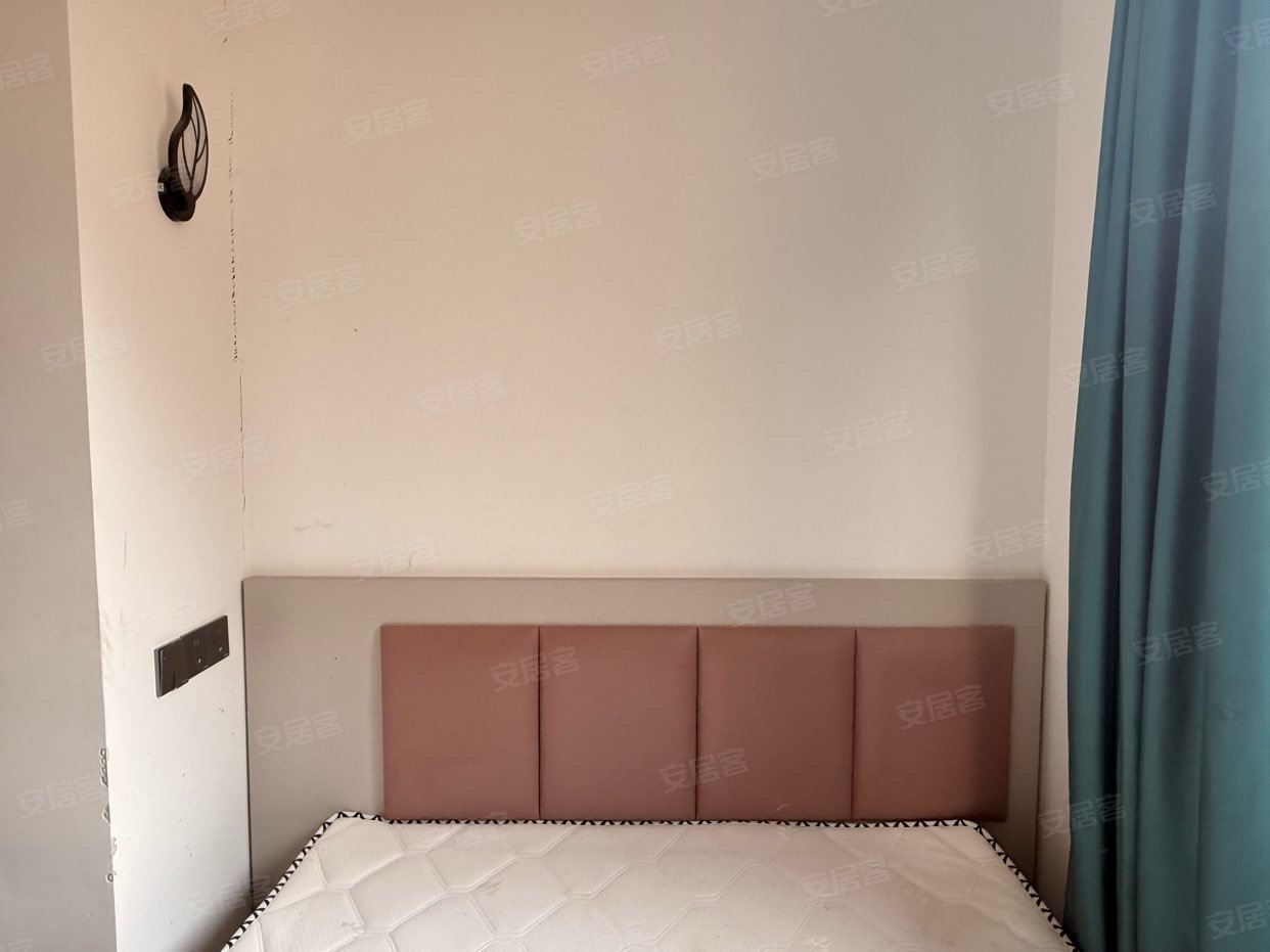 《南开网红公寓》可短租，精装修押一付一，环境整洁