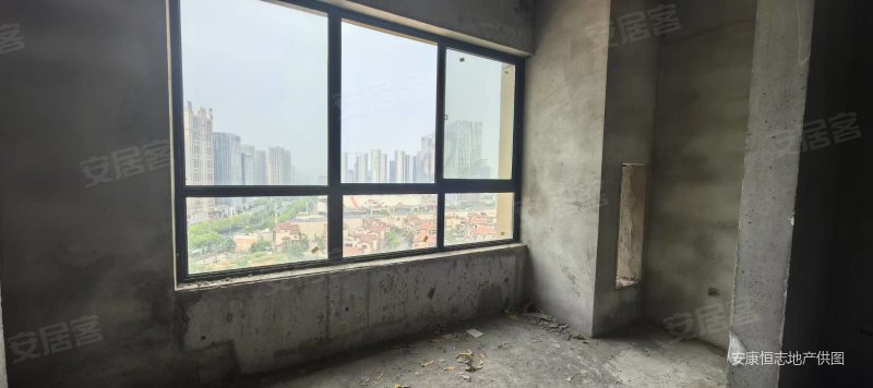 缇香郡3室2厅2卫135㎡南北67万