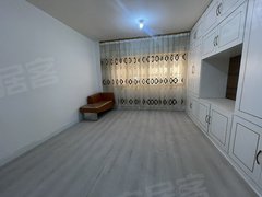 喀什喀什市喀什城区明升国际一室一厅领包入住 年租12000出租房源真实图片