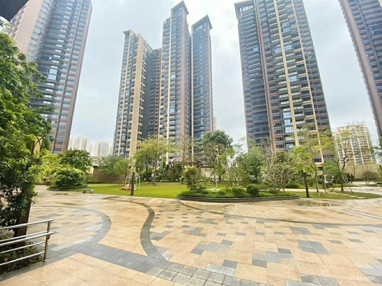 业主亏本低抛!一线临深 一线河景 送家私家电带车位红本在手,曦悦湾畔