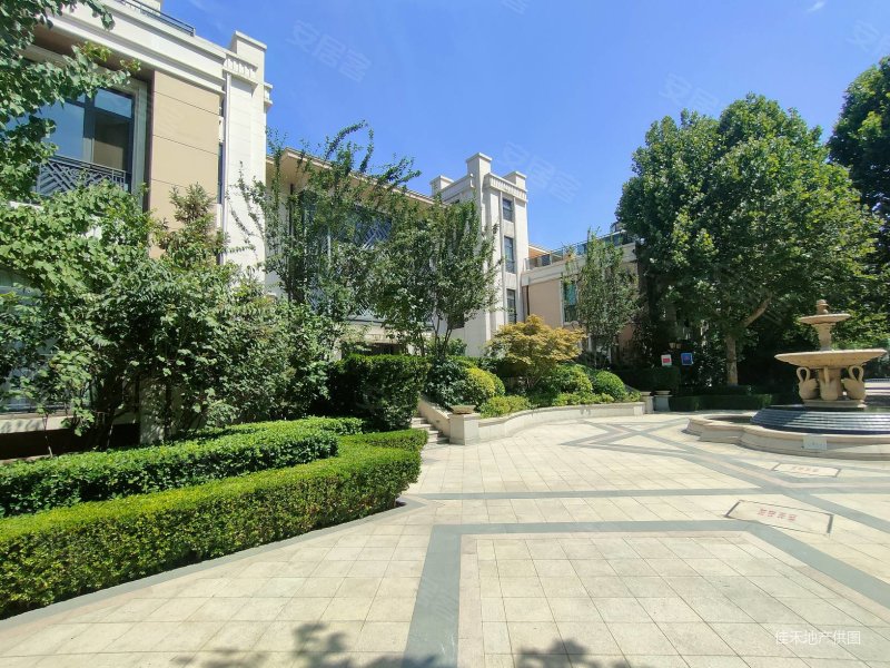 北京房产网>北京二手房>顺义二手房>中央别墅区二手房>春晖园随园