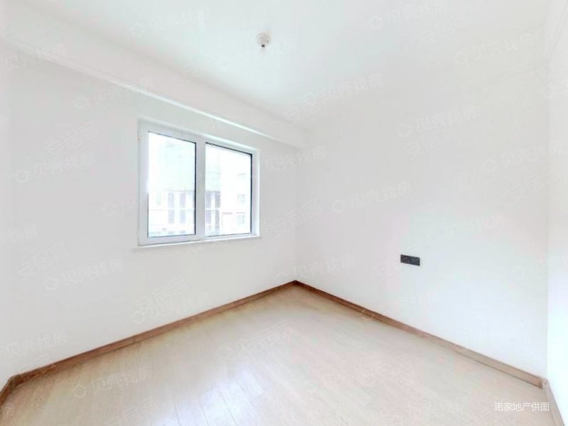 有电梯 精装修 临地铁 交通便利 南北通透 商品房,大连金地城二手房