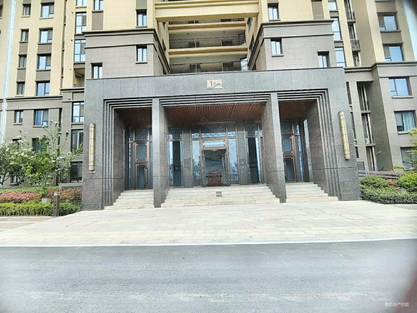 红星紫御半山精装现房带车位洋房社区不满二价格可谈