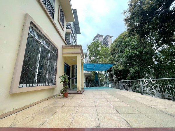 南宁青秀柳沙青秀山庄(别墅)青秀山庄 独栋别墅 办公会所接待 可停6部