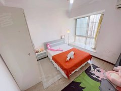 重庆渝北鸳鸯爱琴海购物公园对面 小姐姐找室友 可短租可月付 万科商圈出租房源真实图片