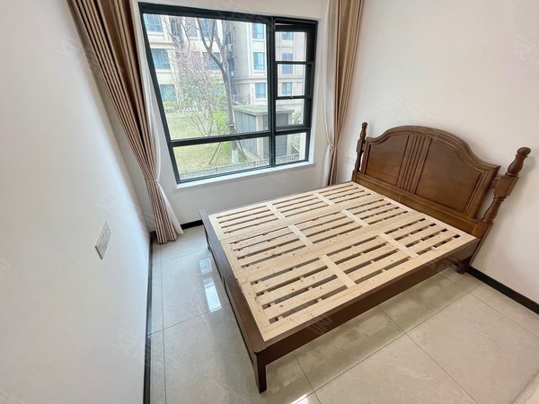 重庆南岸刘家坪龙湖康田麓宸澜山樾新上 刘家坪轻轨站精装洋房三居室