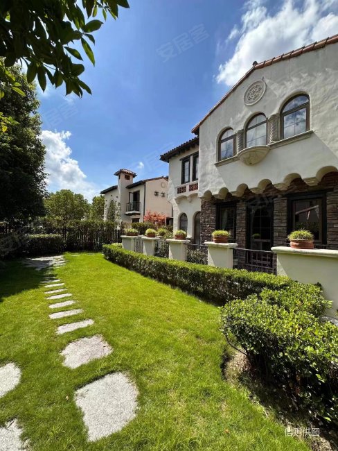 麓山独栋别墅|双车位(豪装~前后百平花园)带三大件|智能家居