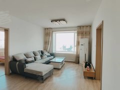 日照东港石臼旗云领域3室家具家电齐全拎包入住 750元！停车方便！出租房源真实图片