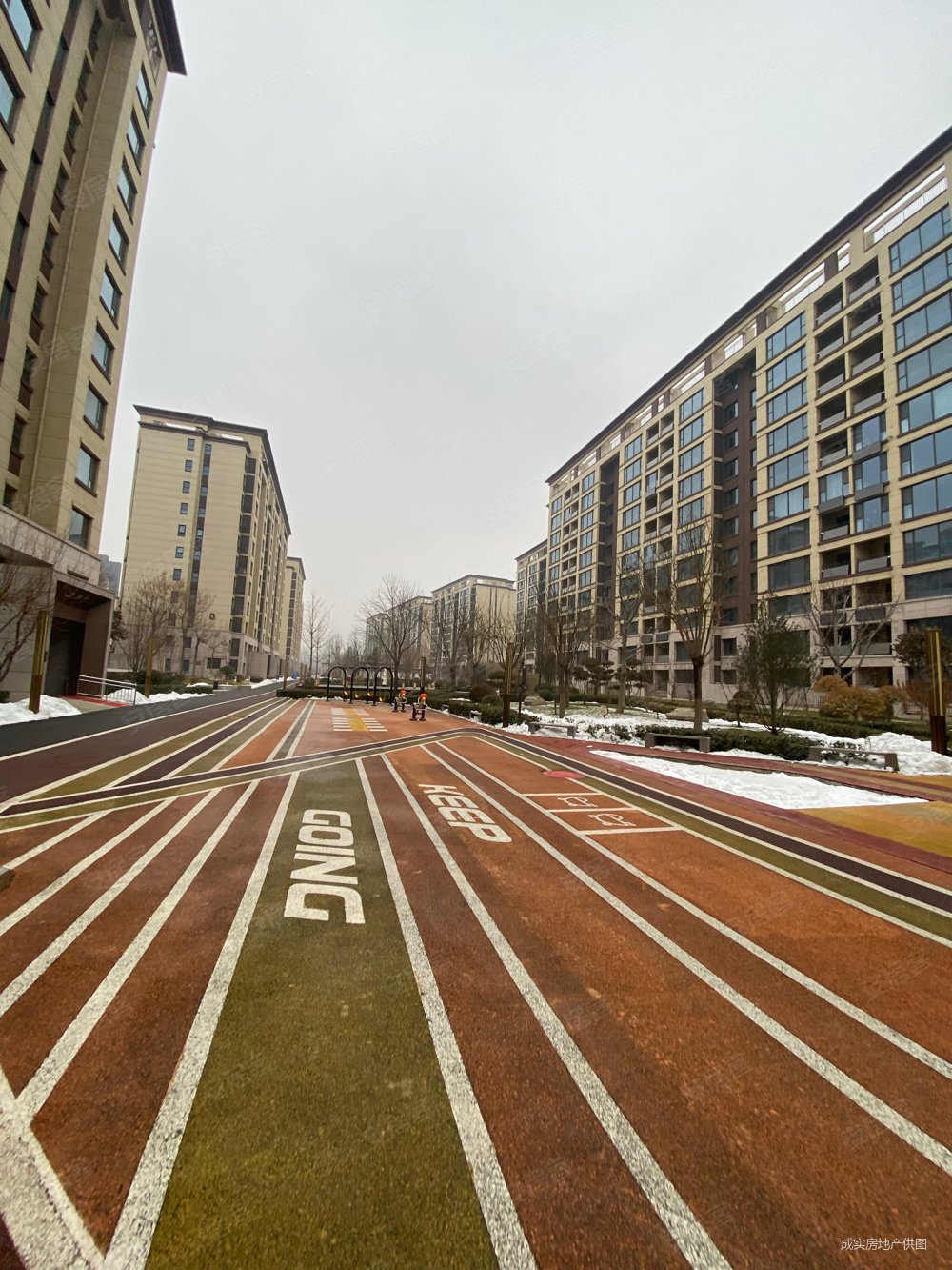 磊阳湖畔11层到顶电梯小高洋房社区户型通透环境优美