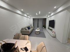 平阳鳌江鳌江商业城绿城整租家装3房2厅2卫加洗衣房价格3000一个月看房联系出租房源真实图片