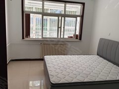 邹平邹平城区山南阳光花园一楼，干净两室带车库月租1200出租房源真实图片