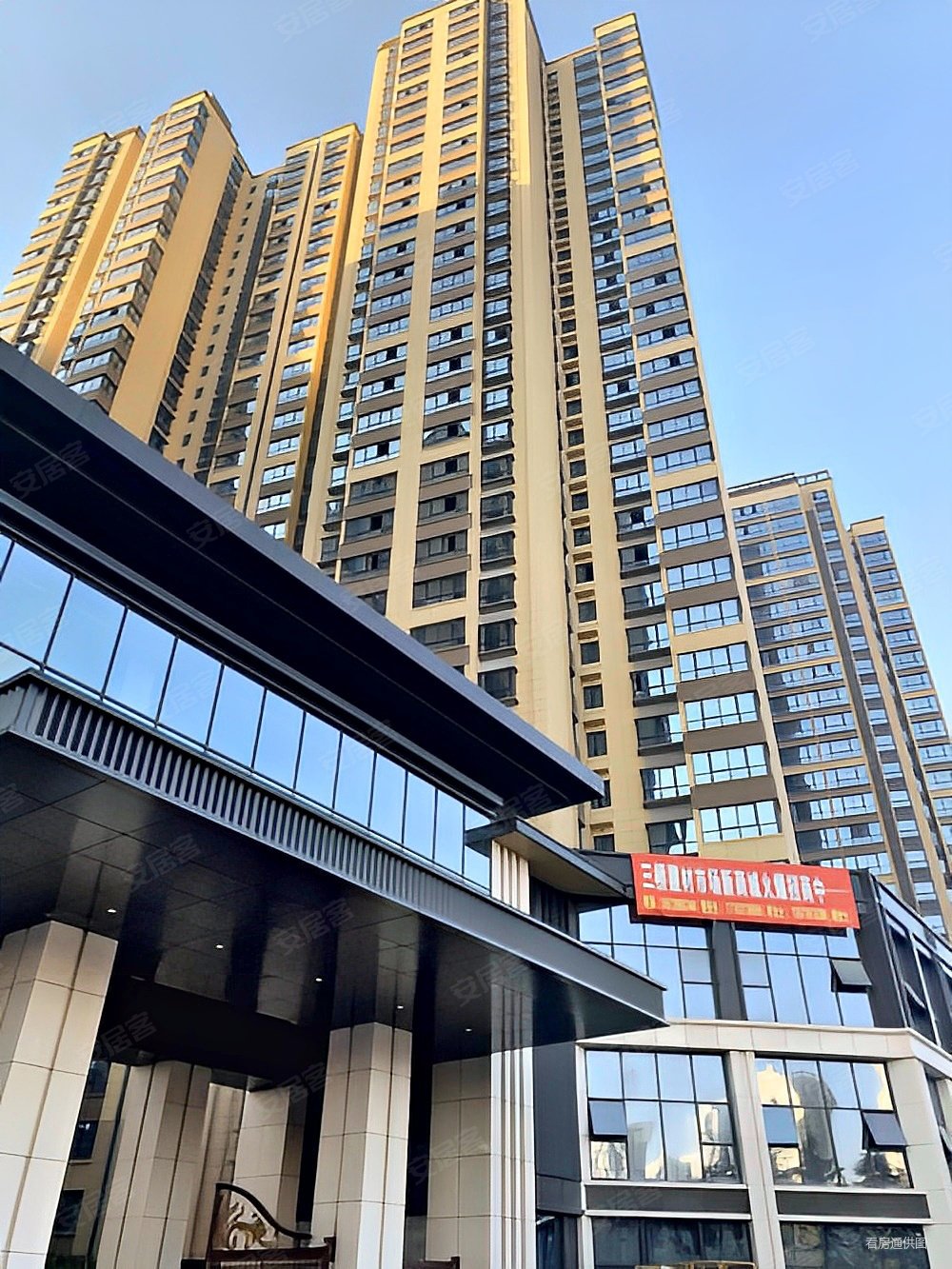 三桥地铁口现房,可分期, 6带 ,地下车库, 即住,海棠湾二手房,55万,2室