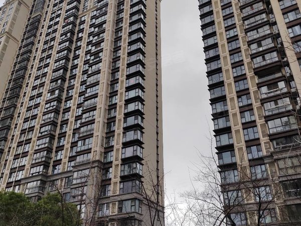 宁波余姚余姚周边华都大厦江南华都单身公寓精装家电齐全拎包入住万达