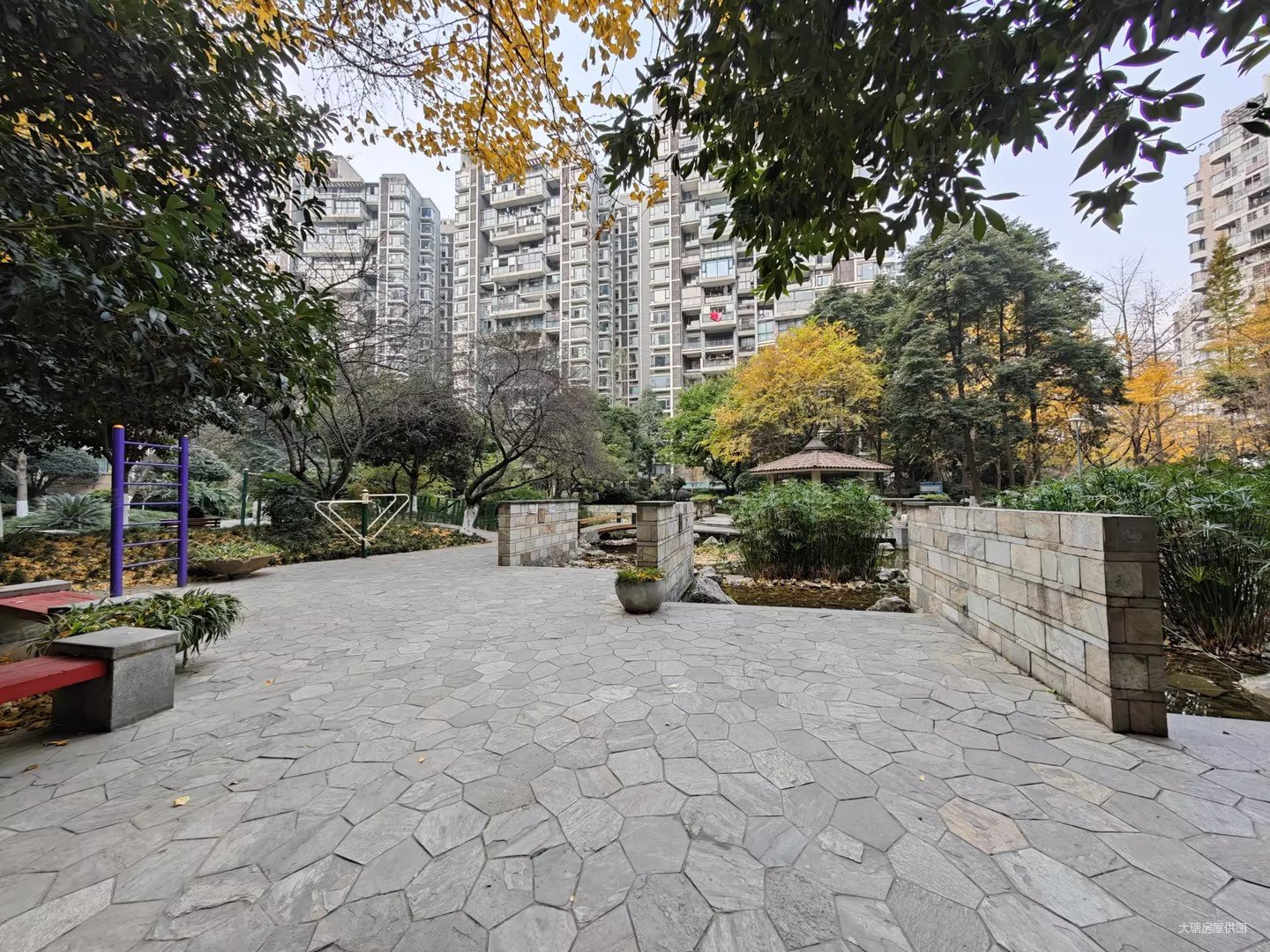 成都房产网>成都二手房>双流二手房>航空港二手房>圣菲town城>1440