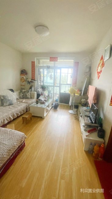 学府雅苑(  ) 中间楼层采光好 房龄新 满五   南北通透