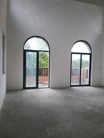 金堂县 高品质别墅 观岭独栋带180平花园 送车库