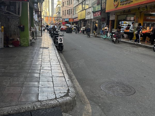 【多图】员村隔公山自建房,员村租房,员村南街精装修单间近t26产业园