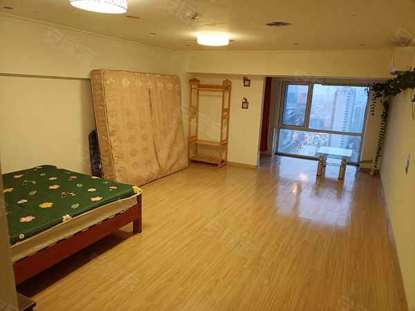 济南市中建设路欧亚大观商都两室一厅复式公寓 可办公可居住 价格可谈