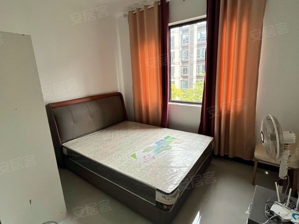 宁波慈溪宗汉街道爱琴海国际广场天铂佳苑 便宜2室 品质洋房小区 环境