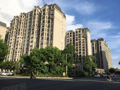 保利香槟花园b区