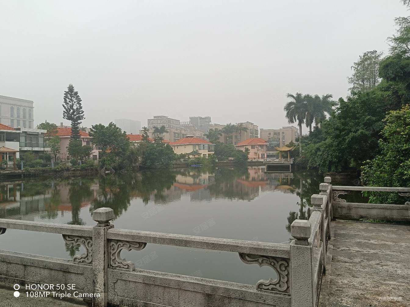 业主急售丽湖山庄精装修大2房买来直接入住满五wei一