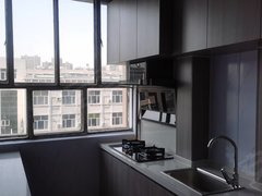 乌海海勃湾碱柜国税小区步梯5楼,年租1.4万包物业取暖费,家具家电齐全出租房源真实图片