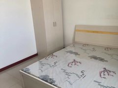 喀什喀什市喀什城区锦绣园女生合租房次卧室，1000月，短租，押一付一，出租房源真实图片