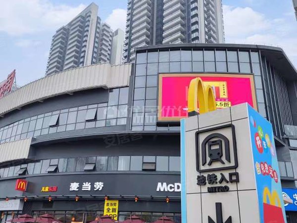 南宁江南壮锦大道汇东星城彰泰新旺角1房1厅地铁口精装修 拎包入住