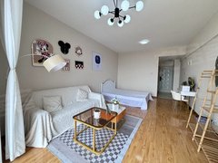 曲靖麒麟南城门市中心南城门曲一中书苑彼岸精装修温馨小公寓，家具家电齐全出租房源真实图片