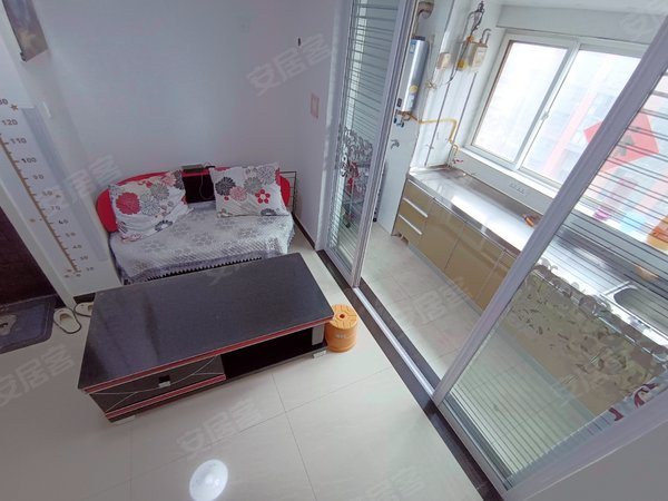 西安高陵泾河工业园水榭花都水榭花都 1室1厅1卫 电梯房 精装修 22平