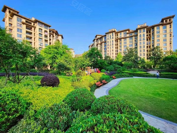 杭州临平临平北绿城蓝庭(东区)绿城蓝庭(东区) 2室2厅1卫 南北通透