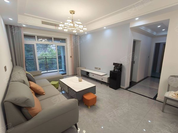 重庆永川万达广场利安凰城御府小区,装修精致,出租,住家安静,可租两房