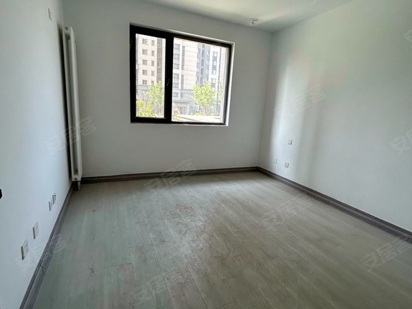济南天桥泺口绿地新里璞园东区绿地新里璞园东区,电梯房,空房子出租