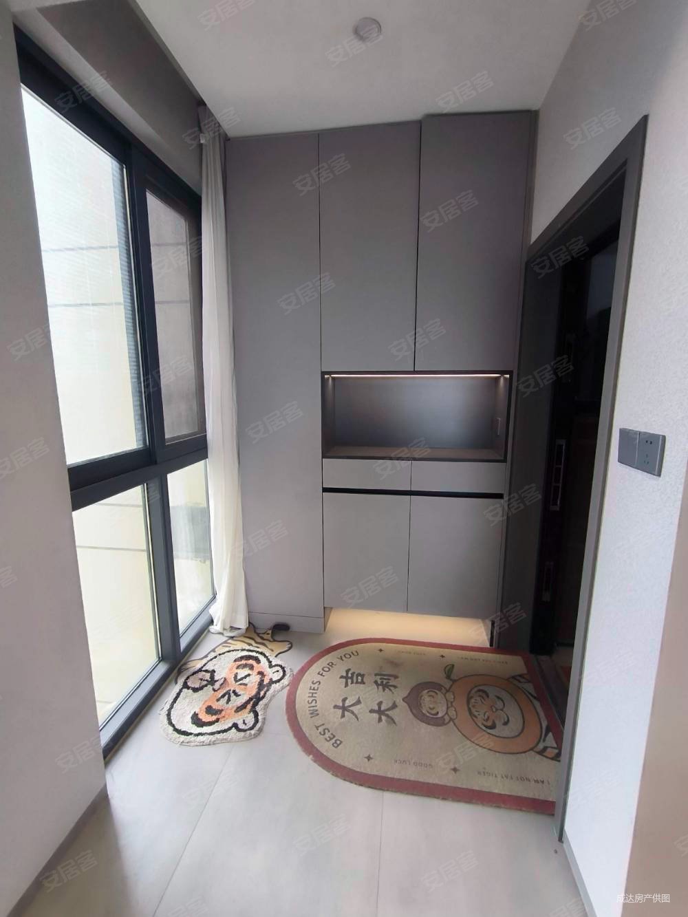 海馨嘉园3室2厅2卫134㎡南北105万