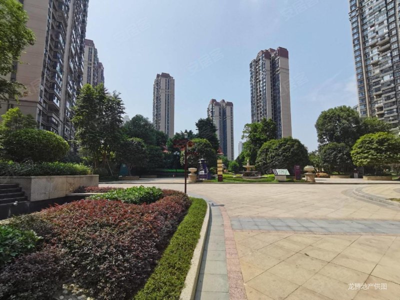新上必看好房城中万达旁恒大御府9字头精装拎包住户型正采光好