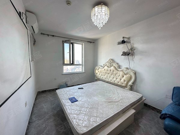 沈阳沈北新区道义皇家首座下楼地铁口 所拍即所得!